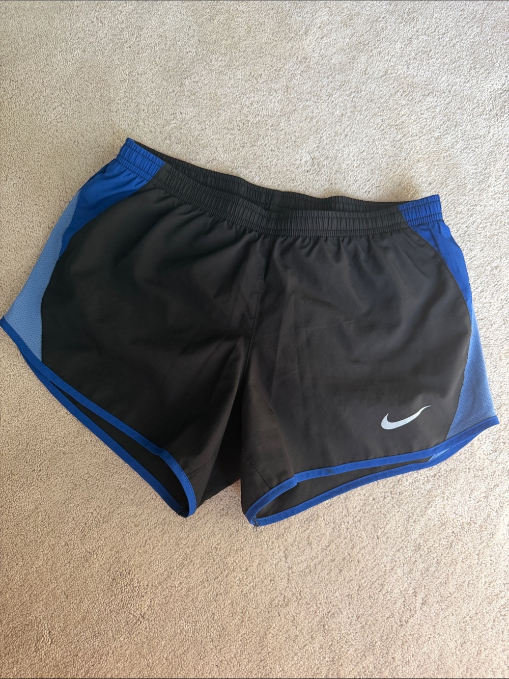 Nike Women's Black / Blue Running Shorts - size Small